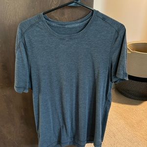 Lululemon Yoga/Workout Shirt - Size Men’s S